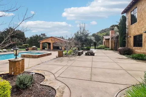 Exterior - 12220 Heritage, Gilroy, CA 95020 photo 7 of 10