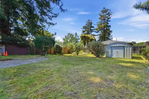 Exterior - 1761 44th Ave, Capitola, CA 95010 photo 4 of 9