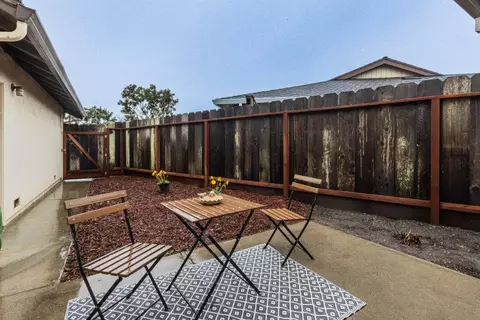 Exterior - 1130 Montecito Cir, Salinas, CA 93901 photo 5 of 7