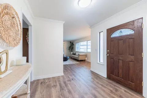 Entry Way - 1130 Montecito Cir, Salinas, CA 93901 photo 2 of 2