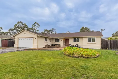 9717 Trefoil Pl, Salinas, CA 93907