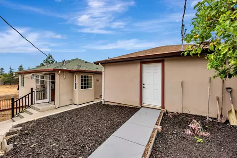 Exterior - 2468 Hidden Ln, Hayward, CA 94541 photo 3 of 12