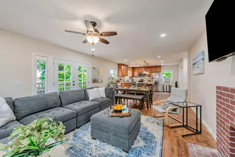 Living - 2468 Hidden Ln, Hayward, CA 94541 photo 2 of 4