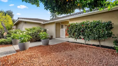 3260 Homestead Rd, Santa Clara, CA 95051