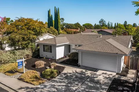 7814 Knollbrook Dr, Pleasanton, CA 94588