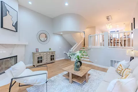 992 Alpine Ter 5, Sunnyvale, CA 94086