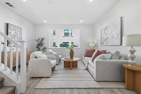 815 Santa Cecilia Ter, Sunnyvale, CA 94085