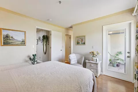 Bedroom - 939 Fassler Ave, Pacifica, CA 94044 photo 3 of 6
