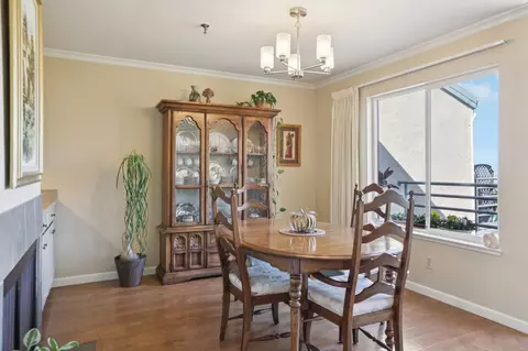 Dining - 939 Fassler Ave, Pacifica, CA 94044 photo 2 of 3