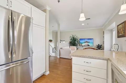 Kitchen - 939 Fassler Ave, Pacifica, CA 94044 photo 3 of 5