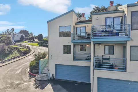 Exterior - 939 Fassler Ave, Pacifica, CA 94044 photo 10 of 12