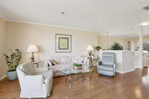 Living - 939 Fassler Ave, Pacifica, CA 94044 photo 8 of 8