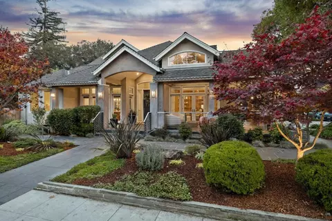 1045 College Ave, Menlo Park, CA 94025