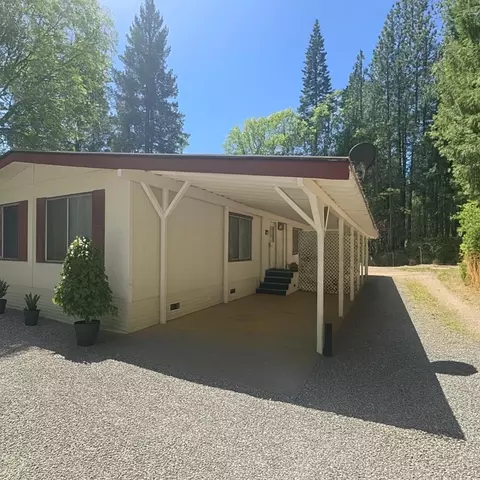 9225 La Porte Rd, Brownsville, CA 95919