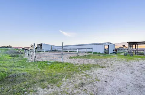 Exterior - 844 River Rd, Salinas, CA 93908 photo 16 of 16