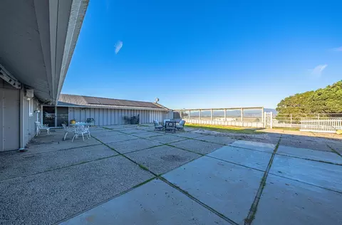 Exterior - 844 River Rd, Salinas, CA 93908 photo 12 of 16