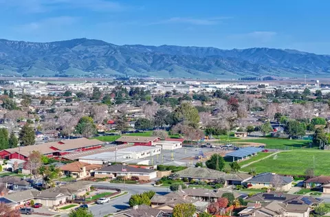 207 Encinada Dr, Salinas, CA 93901 photo 6