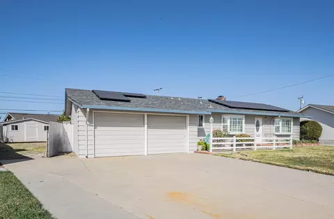 207 Encinada Dr, Salinas, CA 93901 photo 9