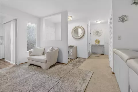 Entry Way - 525 Cloudview Dr, Watsonville, CA 95076 photo 2 of 3