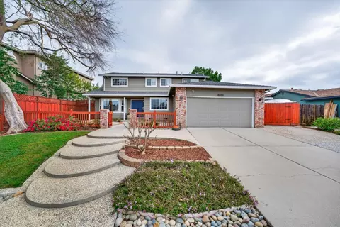 6050 Castello Dr, San Jose, CA 95120