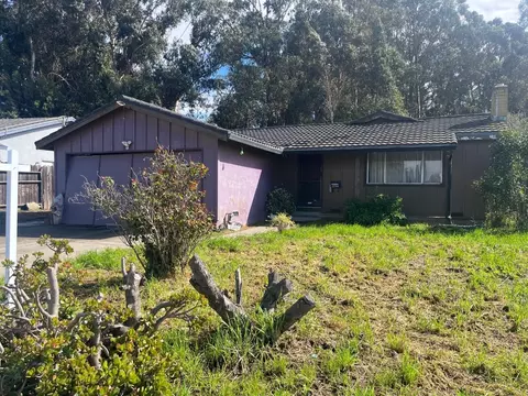 2286 Meadowlark St, San Pablo, CA 94806