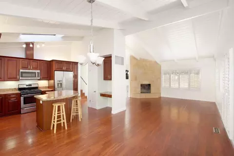 Living - 457 Monterey Dr, Aptos, CA 95003 photo 4 of 4