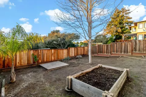 Exterior - 404 Monterey Ave, Capitola, CA 95010 photo 9 of 13