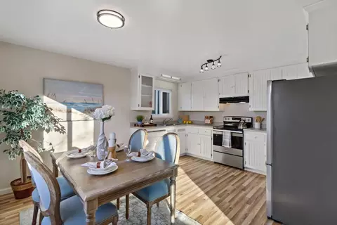Dining - 404 Monterey Ave, Capitola, CA 95010 photo 1 of 5