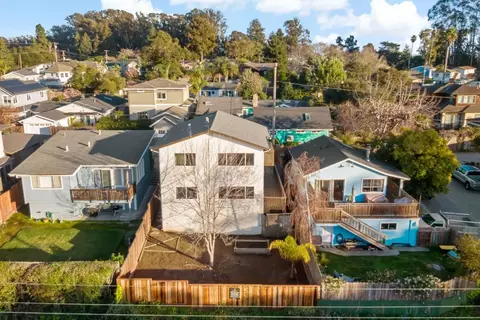 View/Area - 404 Monterey Ave, Capitola, CA 95010 photo 6 of 13