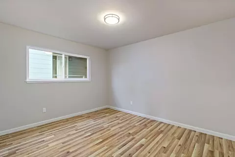 Bedroom - 404 Monterey Ave, Capitola, CA 95010 photo 4 of 13