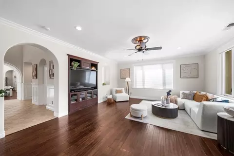 Living - 7170 Eagle Ridge Dr, Gilroy, CA 95020 photo 6 of 7