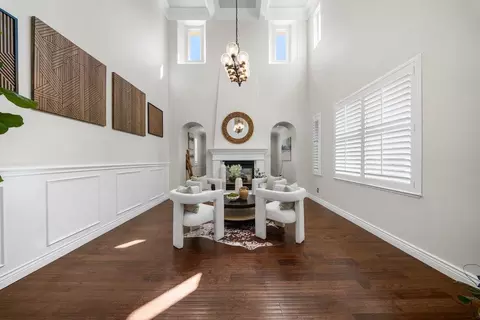 Entry Way - 7170 Eagle Ridge Dr, Gilroy, CA 95020 photo 4 of 12