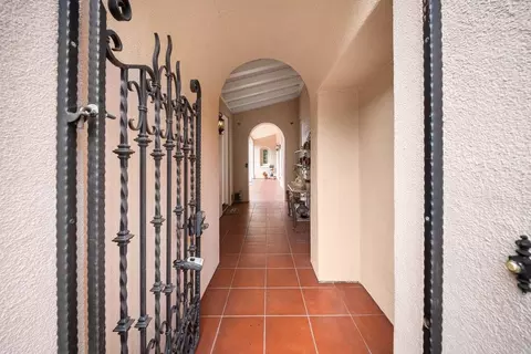 Entry Way - 7170 Eagle Ridge Dr, Gilroy, CA 95020 photo 1 of 12