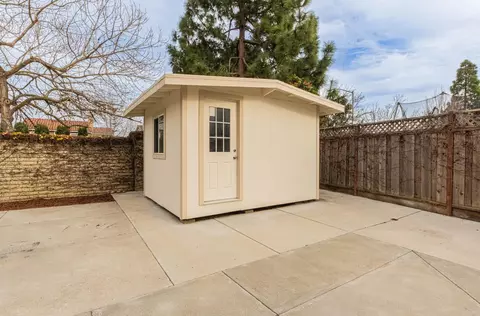 Exterior - 10 Rex Cir, Salinas, CA 93906 photo 6 of 8