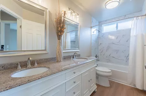 Bath - 10 Rex Cir, Salinas, CA 93906 photo 5 of 5