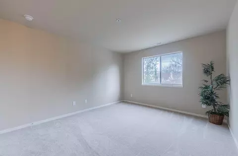 Bedroom - 10 Rex Cir, Salinas, CA 93906 photo 5 of 10