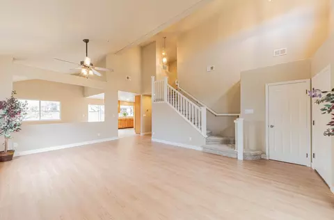 Living - 10 Rex Cir, Salinas, CA 93906 photo 4 of 9