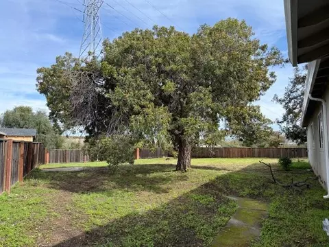 Undisclosed, Cupertino, CA 95014 photo 3