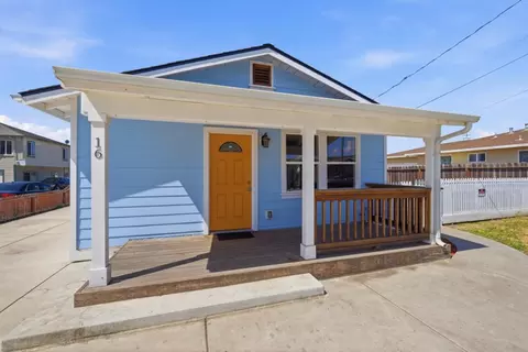 16 Airport Rd, Freedom, CA 95019
