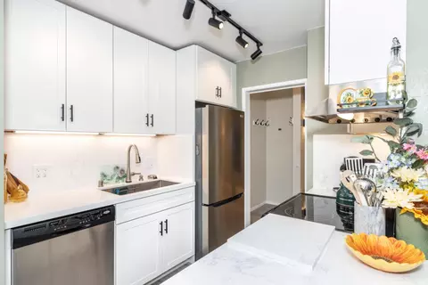 400 Davey Glen Rd 4503, Belmont, CA 94002