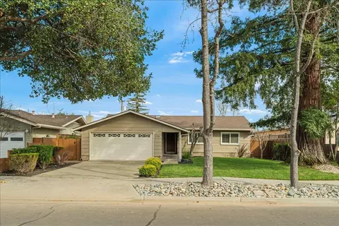 258 Howes Dr, Los Gatos, CA 95032