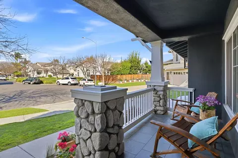 Exterior - 1320 Heritage Way, Gilroy, CA 95020 photo 5 of 11