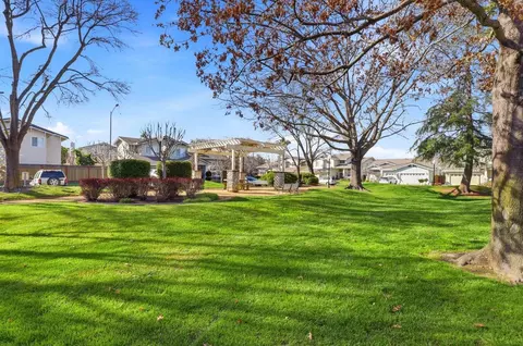 Exterior - 1320 Heritage Way, Gilroy, CA 95020 photo 11 of 11