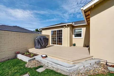 Exterior - 14 San Juan Dr, Salinas, CA 93901 photo 5 of 12