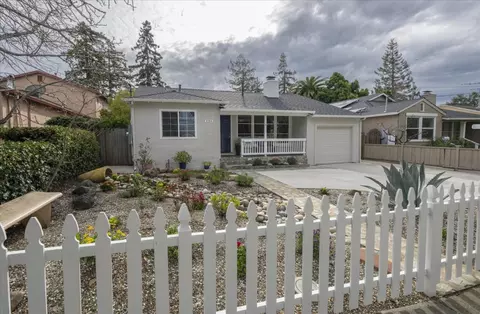 3354 Page St, Redwood City, CA 94063