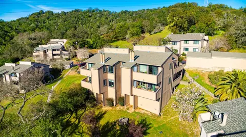 46 Grass Ct, Novato, CA 94949