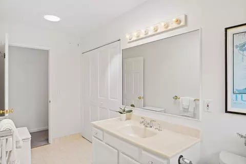 Bath - 2914 Colton Rd, Pebble Beach, CA 93953 photo 6 of 6