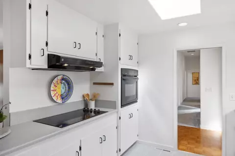 Kitchen - 2914 Colton Rd, Pebble Beach, CA 93953 photo 4 of 5