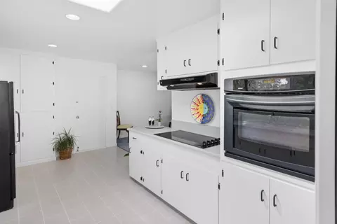 Kitchen - 2914 Colton Rd, Pebble Beach, CA 93953 photo 5 of 5