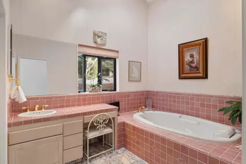 Bath - 2914 Colton Rd, Pebble Beach, CA 93953 photo 1 of 6